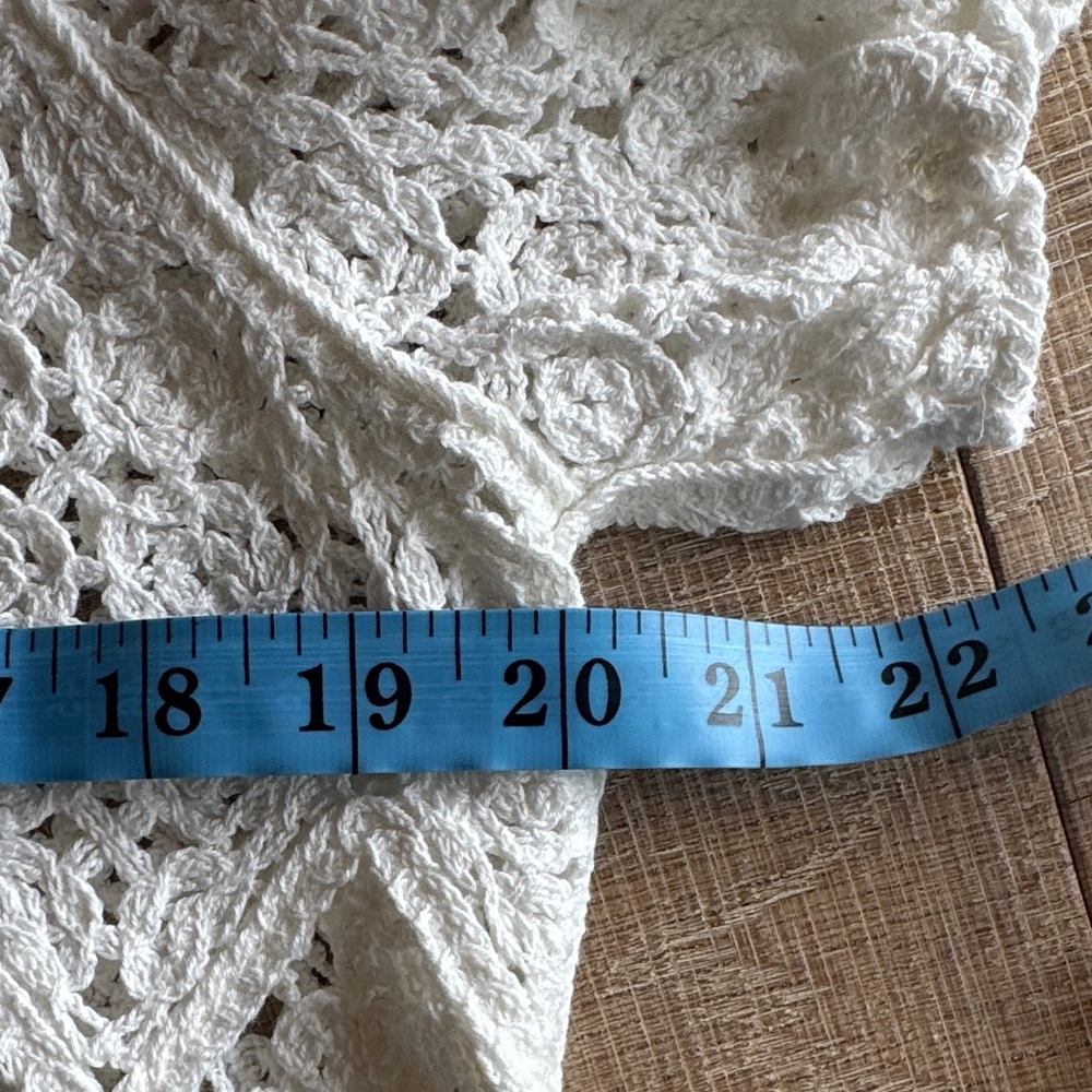 Ultra Pink Cream Lace Blouse - Picture 5 of 6